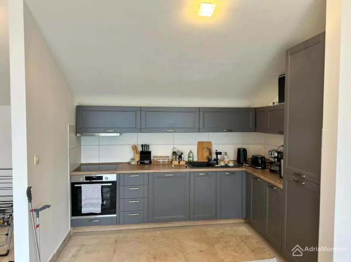 Sale, two bedroom apartment, 69m², Kostanjica, Kotor