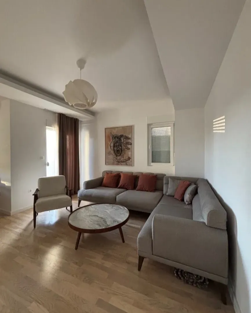Prodaja, dvosoban stan, 67m², Centar, Podgorica
