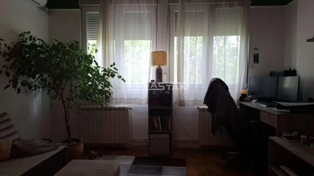 Sale, two bedroom apartment, 48m², Profesorska Kolonija, Palilula Sve Podlokacije