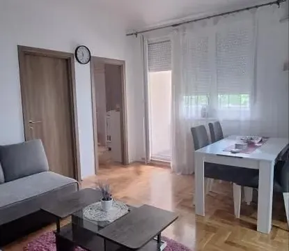 Prodaja, dvosoban stan, 50m², Nova Detelinara, Novi Sad Sve Podlokacije - image 2