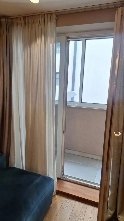 Rent, three bedroom apartment, 79m², Stari Grad, Beograd