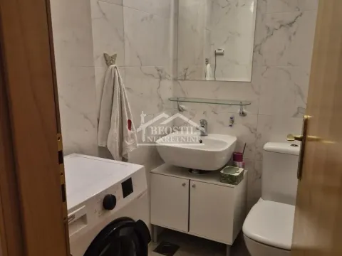 Rent, four bedroom apartment, 108m², Palilula Sve Podlokacije, Beograd - image 2