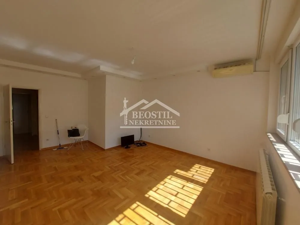 Rent, three bedroom apartment, 65m², Novi Beograd Blok 21, Novi Beograd Sve Podlokacije