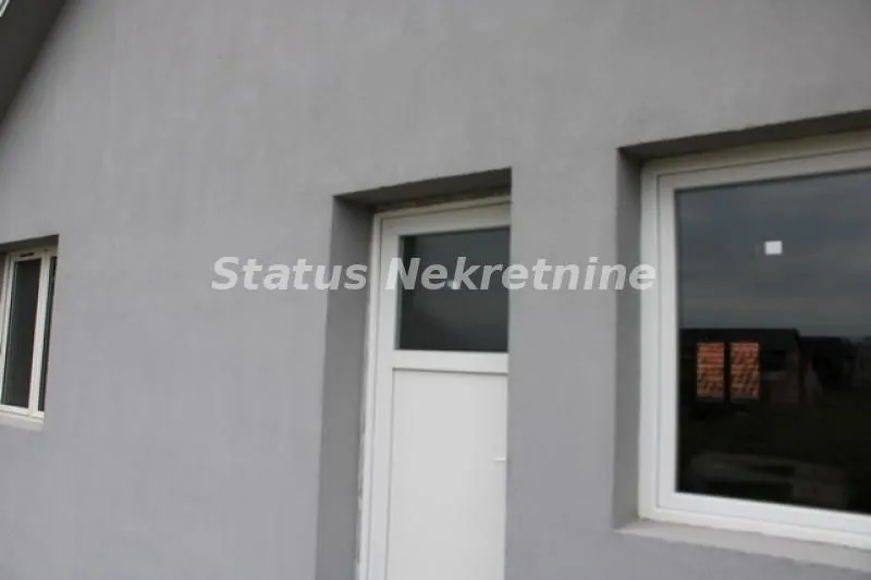 Prodaja, kuća, 242m², Novo naselje, Novi Sad