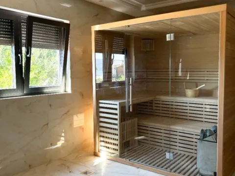 Izdavanje, kuća, 240m², Seljanovo, Tivat - image 5