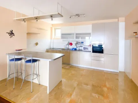 Rent, apartment, 142m², Petrovac, Budva - image 8