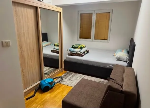 Izdavanje, jednosoban stan, 45m², Zagorič, Podgorica