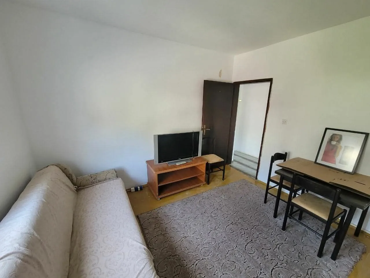 Izdavanje, jednosoban stan, 30m², Bjeliši, Bar