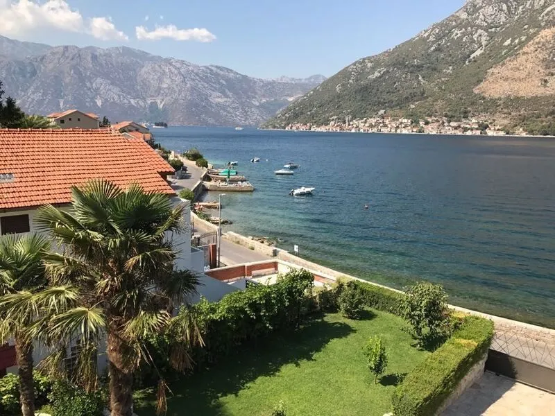 Sale, house, 280m², Stoliv, Kotor