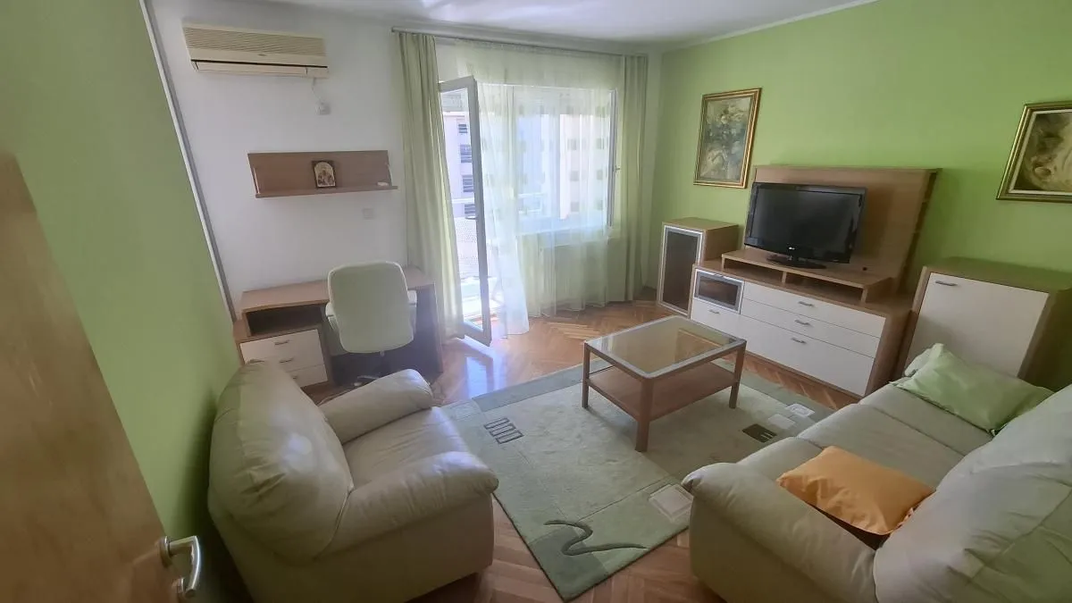 Rent, two bedroom apartment, 56m², Centar, Novi Sad