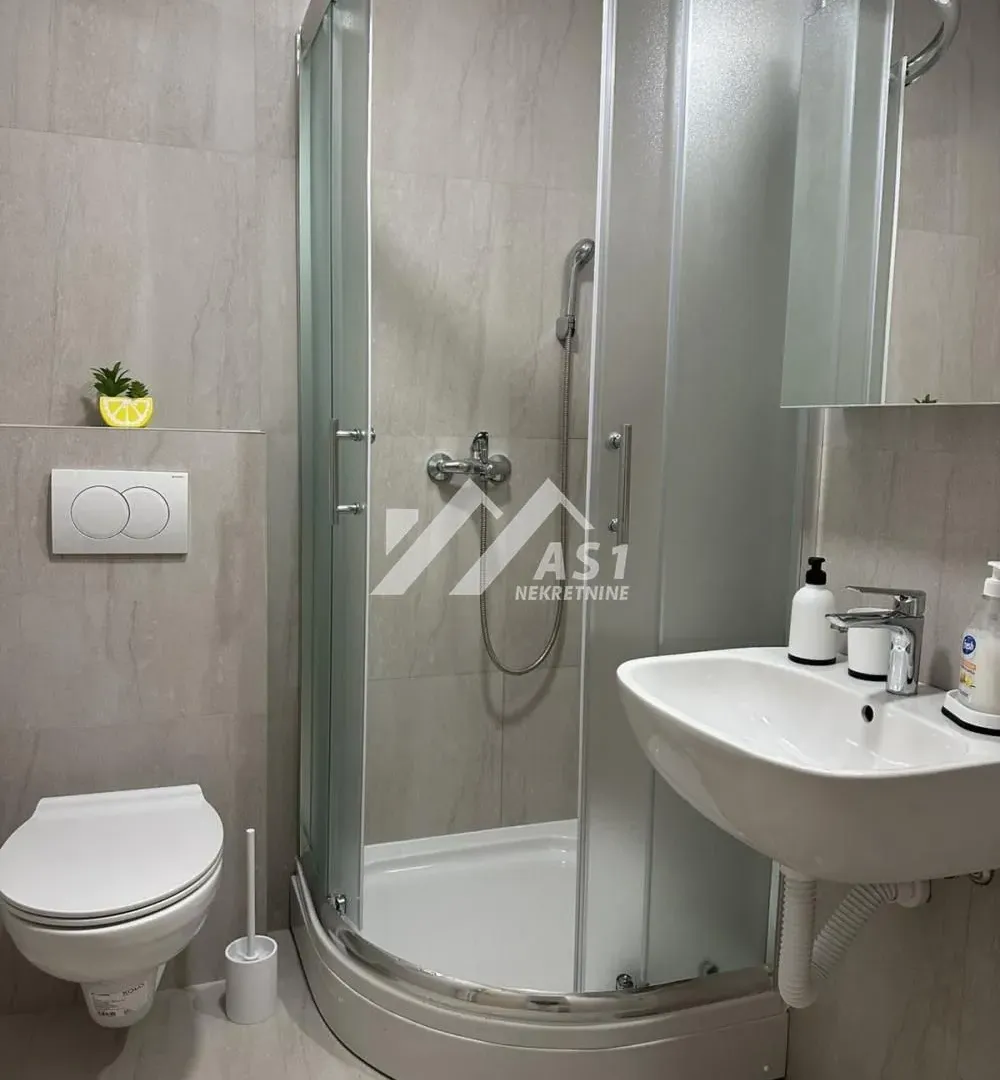 Izdavanje, stan, 32m², Novi Sad Sve Podlokacije, Novi Sad