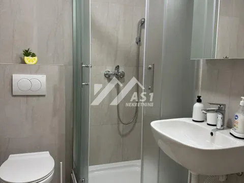 Izdavanje, stan, 32m², Novi Sad Sve Podlokacije, Novi Sad - image 8