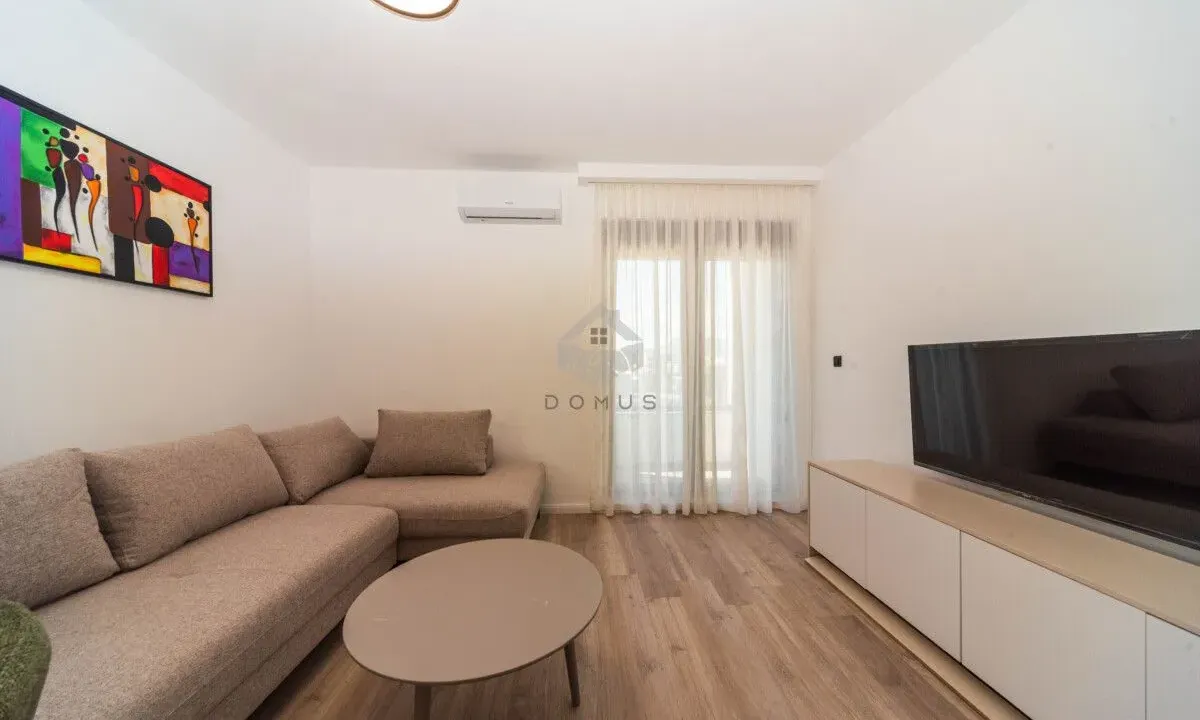 Izdavanje, dvosoban stan, 64m², Zabjelo, Podgorica