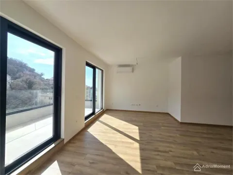 Prodaja, dvosoban stan, 114m², Kamenovo, Budva - image 4