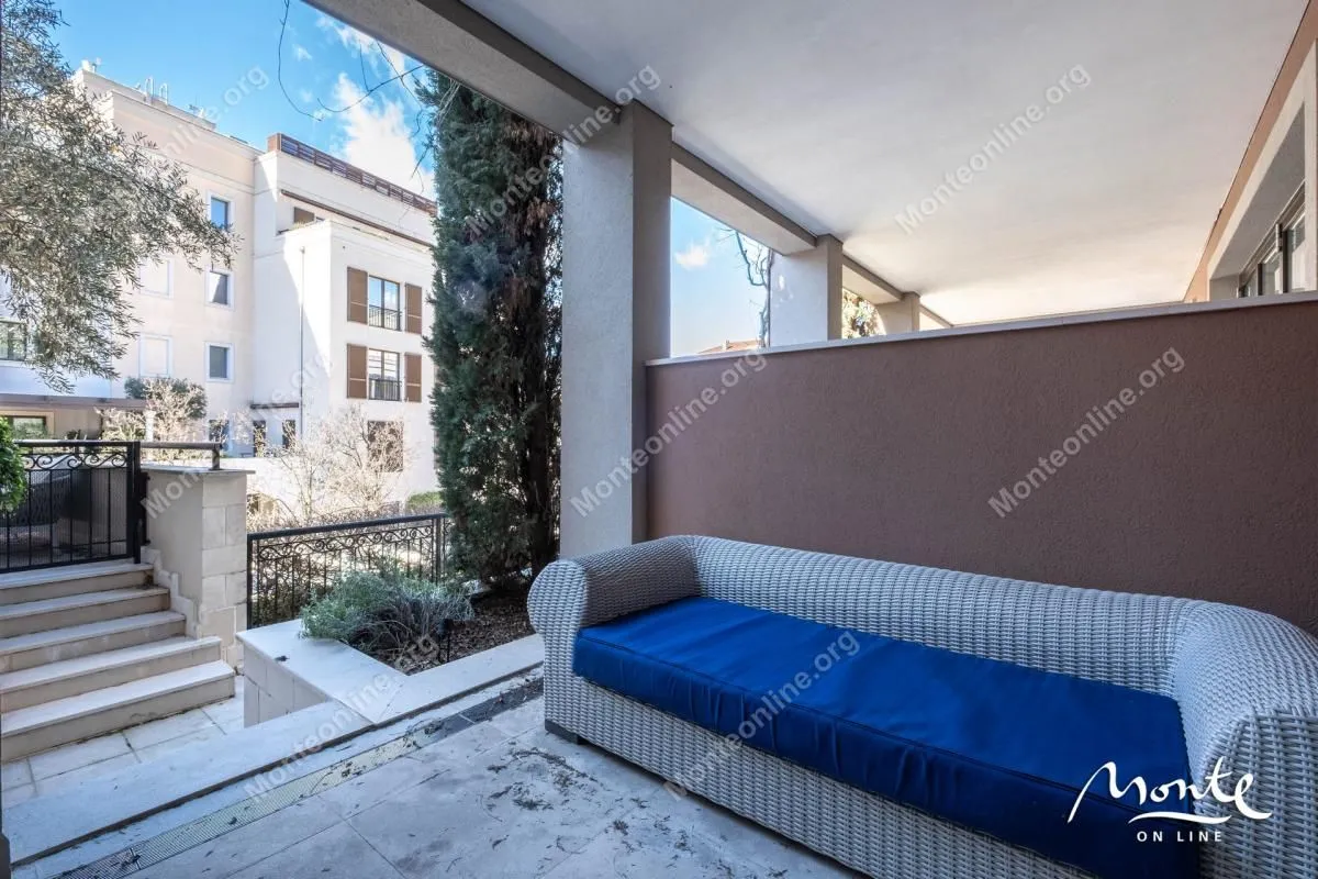 Prodaja, dvosoban stan, 115m², Porto Montenegro, Tivat