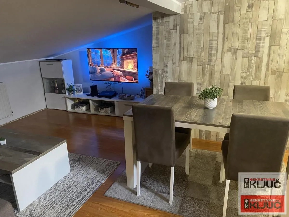 Prodaja, četvorosoban stan, 98m², Bulevar patrijarha Pavla, Novi Sad Sve Podlokacije