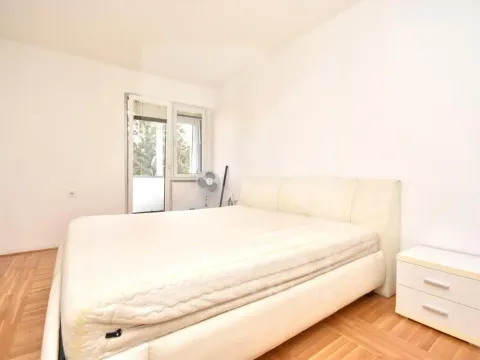 Rent, one bedroom apartment, 40m², Preko Morače, Podgorica - image 5