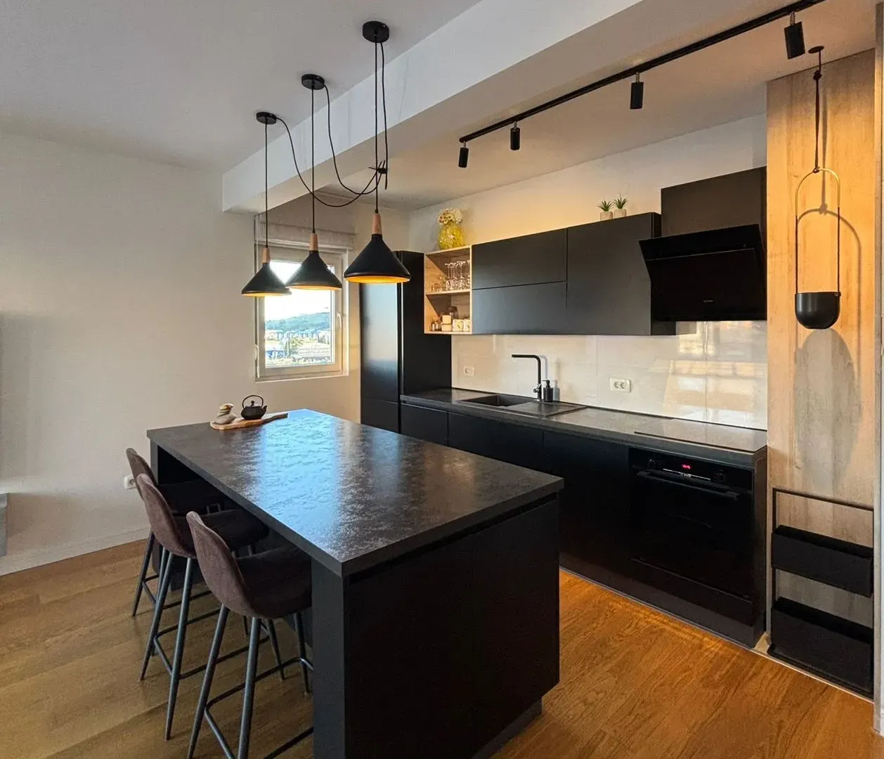 Sale, two bedroom apartment, 70m², Central Point, Podgorica