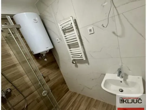 Prodaja, četvorosoban stan, 113m², Telep, Novi Sad Sve Podlokacije - image 8