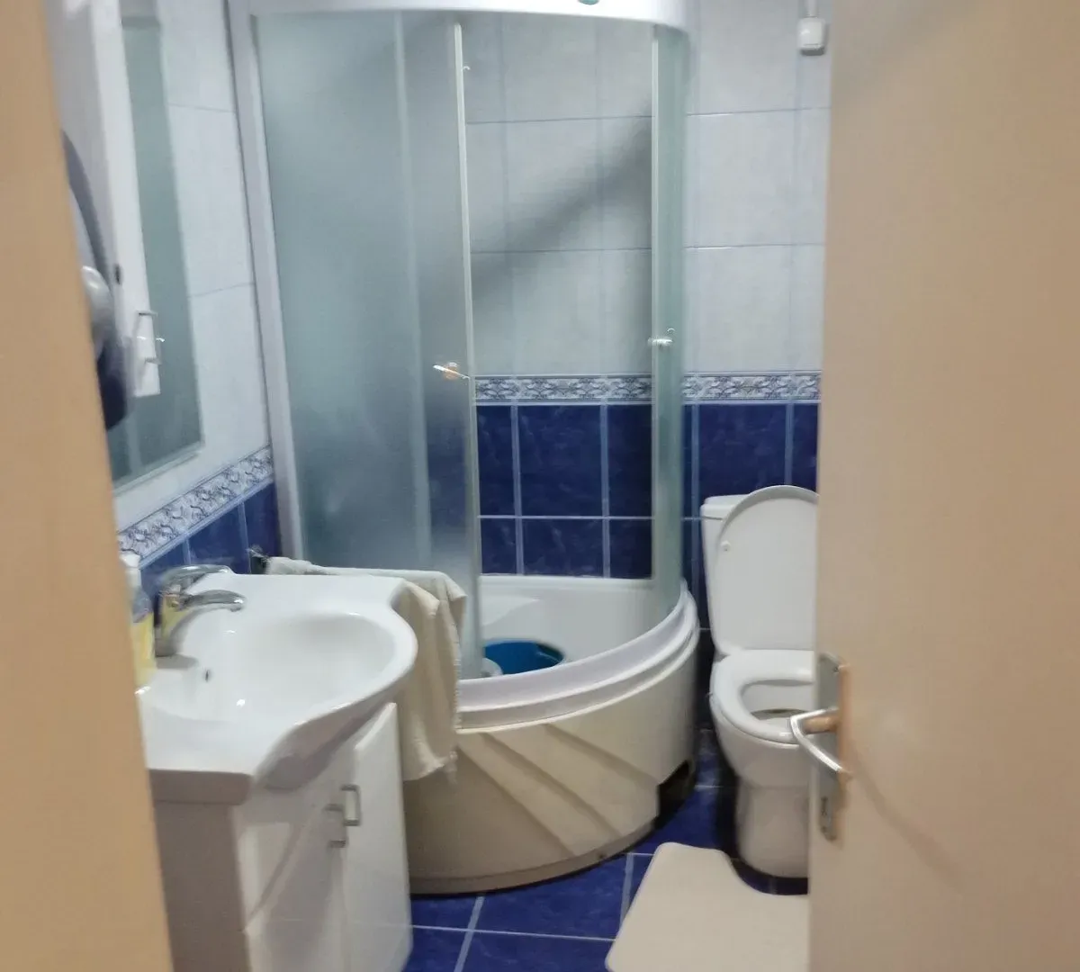 Izdavanje, jednosoban stan, 40m², Strelište, Jagodina