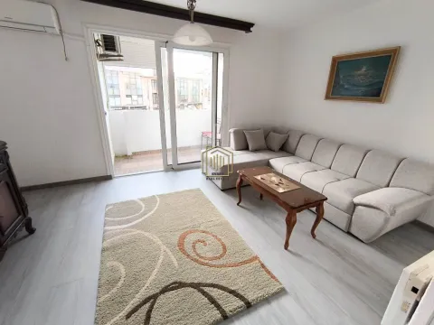 Rent, two bedroom apartment, 67m², Centar, Bar - image 4