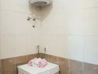 Izdavanje, trosoban stan, 100m², Gradiošnica, Tivat - image 5