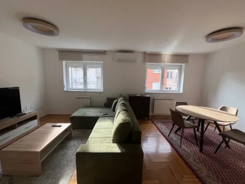 Izdavanje, dvosoban stan, 56m², Cvetkova Pijaca, Zvezdara Sve Podlokacije - image 4