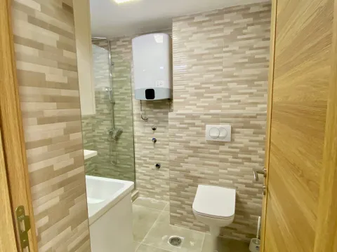 Rent, two bedroom apartment, 72m², Preko Morače, Podgorica - image 6