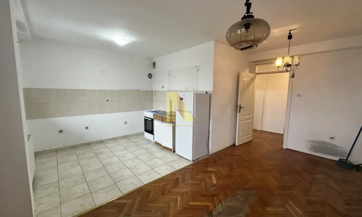 Prodaja, dvosoban stan, 44m², Nova Detelinara, Novi Sad Sve Podlokacije