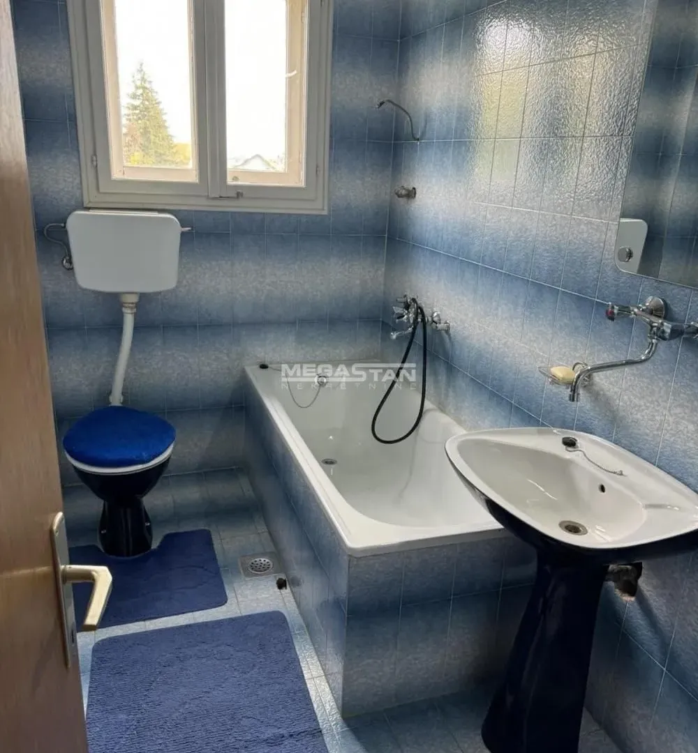 Sale, house, 372m², Leštane, Grocka