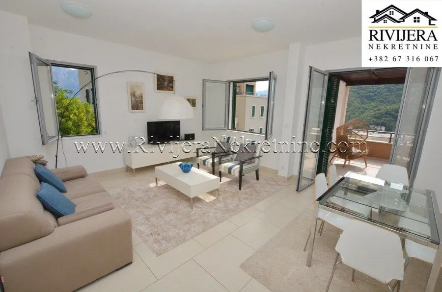 Prodaja, dvosoban stan, 96m², Morinj, Kotor