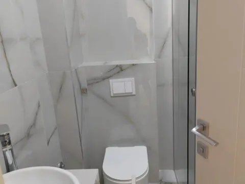 Sale, one bedroom apartment, 40m², Bečići, Budva - image 8