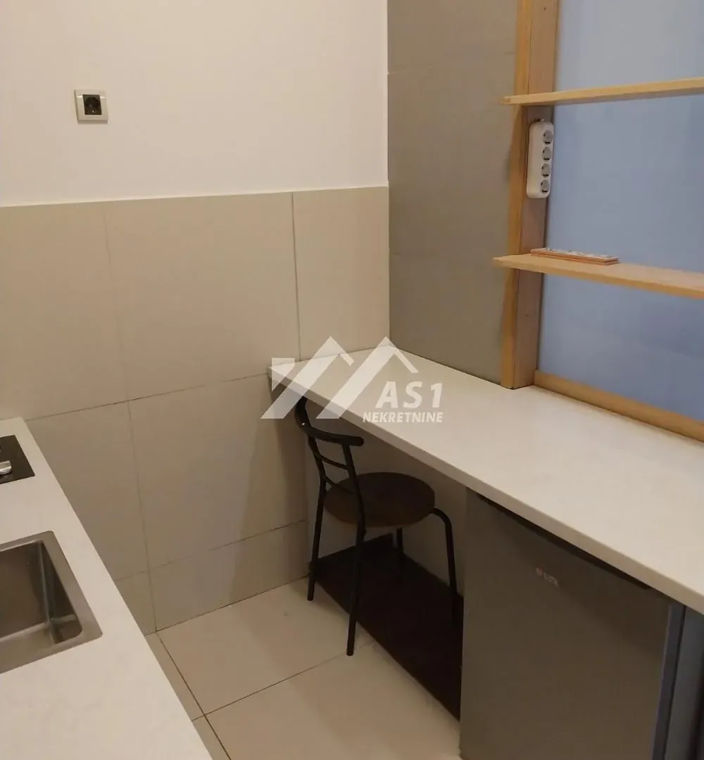 Rent, apartment, 26m², Adamovićevo Naselje, Novi Sad Sve Podlokacije