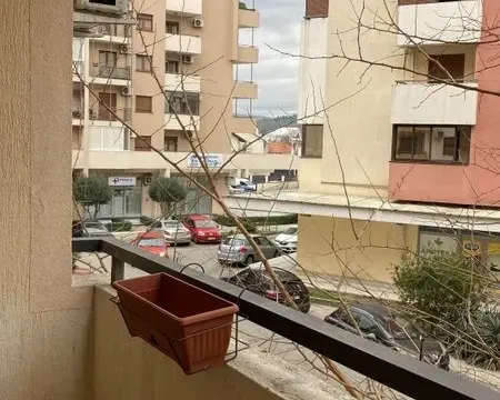 Izdavanje, jednosoban stan, 45m², Stari Aerodrom, Podgorica - image 10