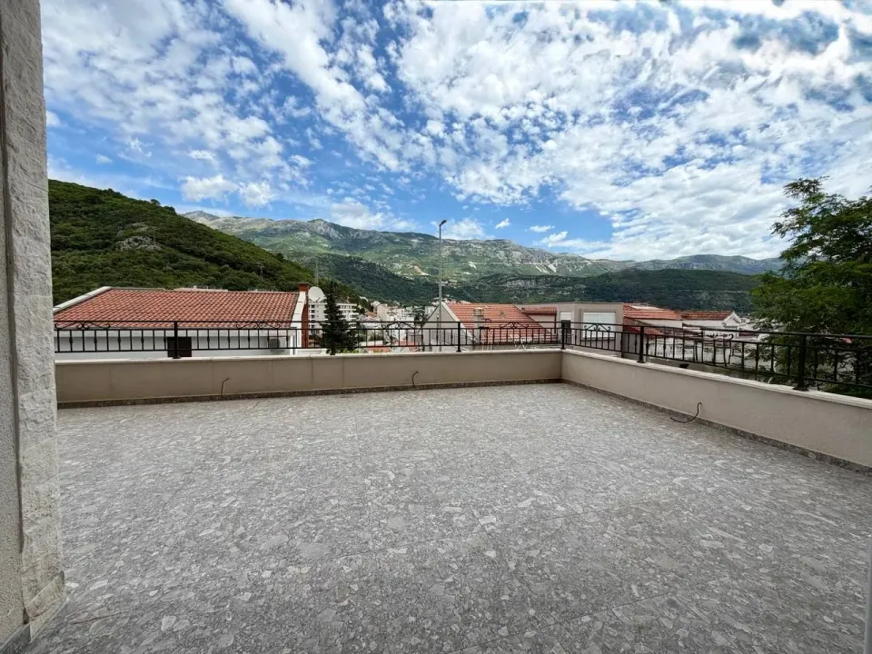 Sale, two bedroom apartment, 47m², Centar, Budva