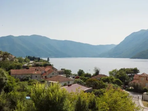 Prodaja, trosoban stan, 139m², Risan, Kotor - image 13