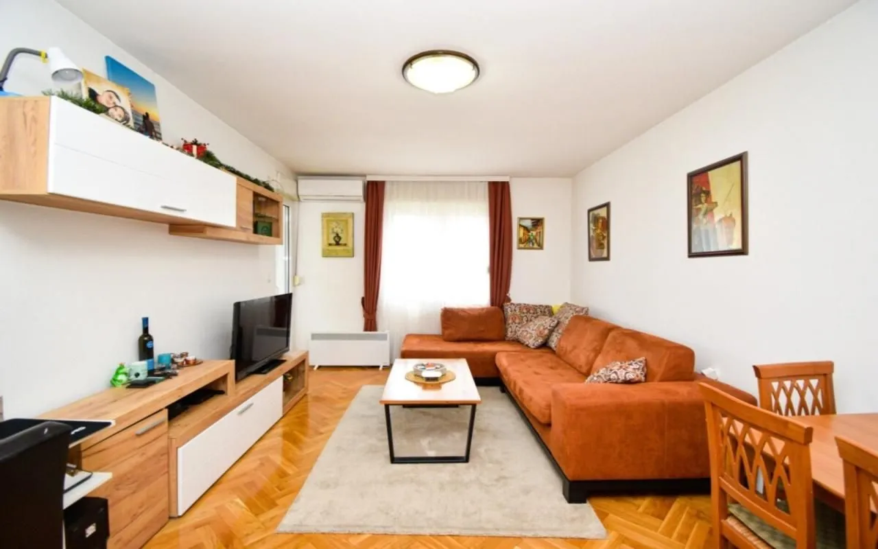 Rent, one bedroom apartment, 45m², Gorica C, Podgorica