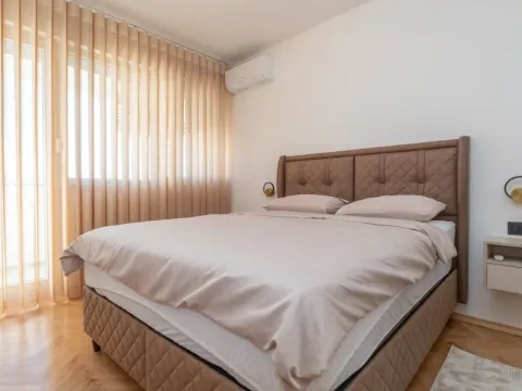 Izdavanje, trosoban stan, 101m², Preko Morače, Podgorica - image 8