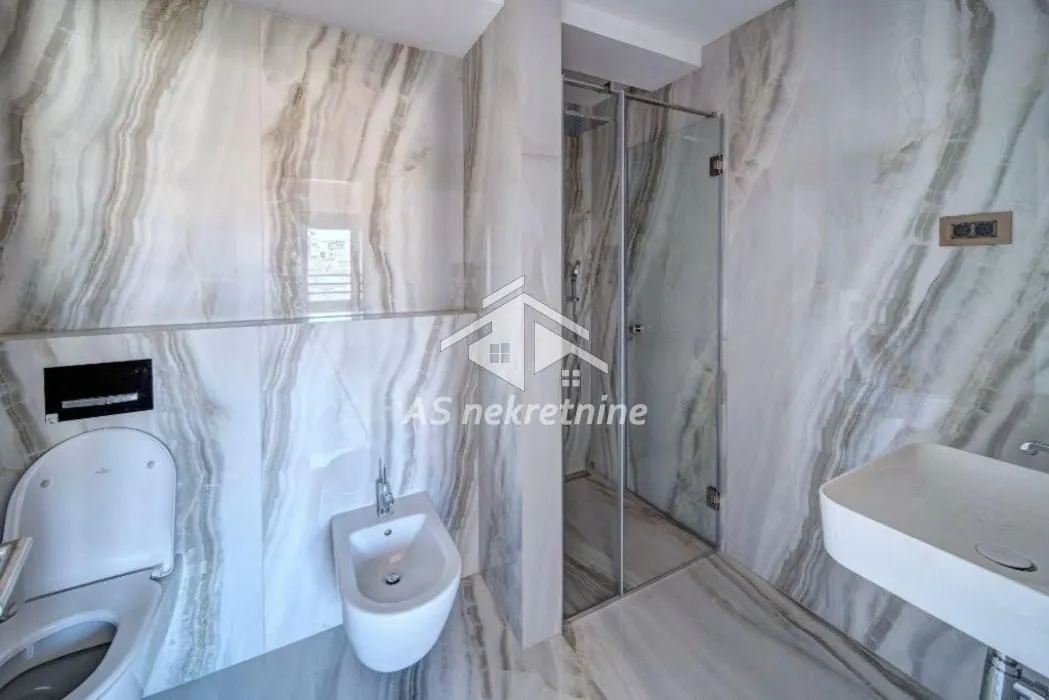 Prodaja, četvorosoban stan, 197m², Južni Bulevar, Vračar Sve Podlokacije