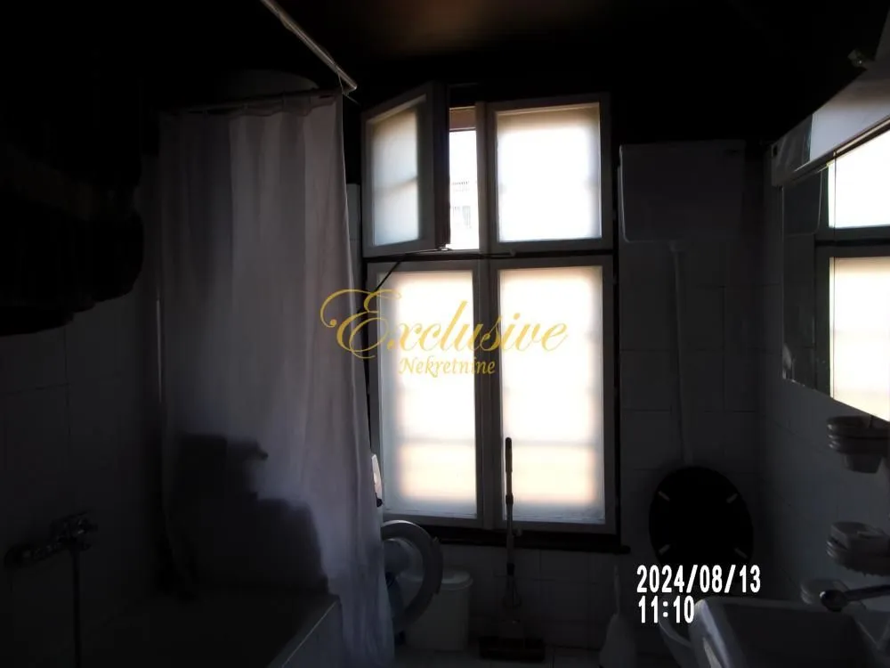 Sale, three bedroom apartment, 77m², Savski Venac, Beograd