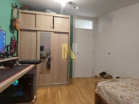 Prodaja, četvorosoban stan, 90m², Petrovaradin, Novi Sad - image 3