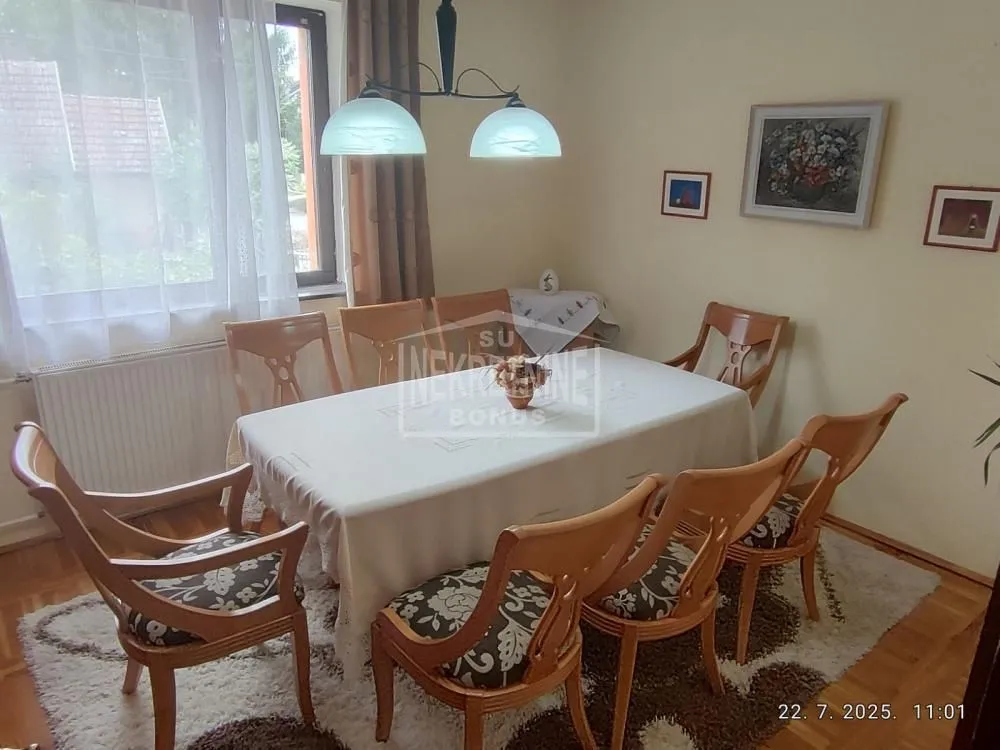 Prodaja, kuća, 180m², Železničko Naselje, Subotica