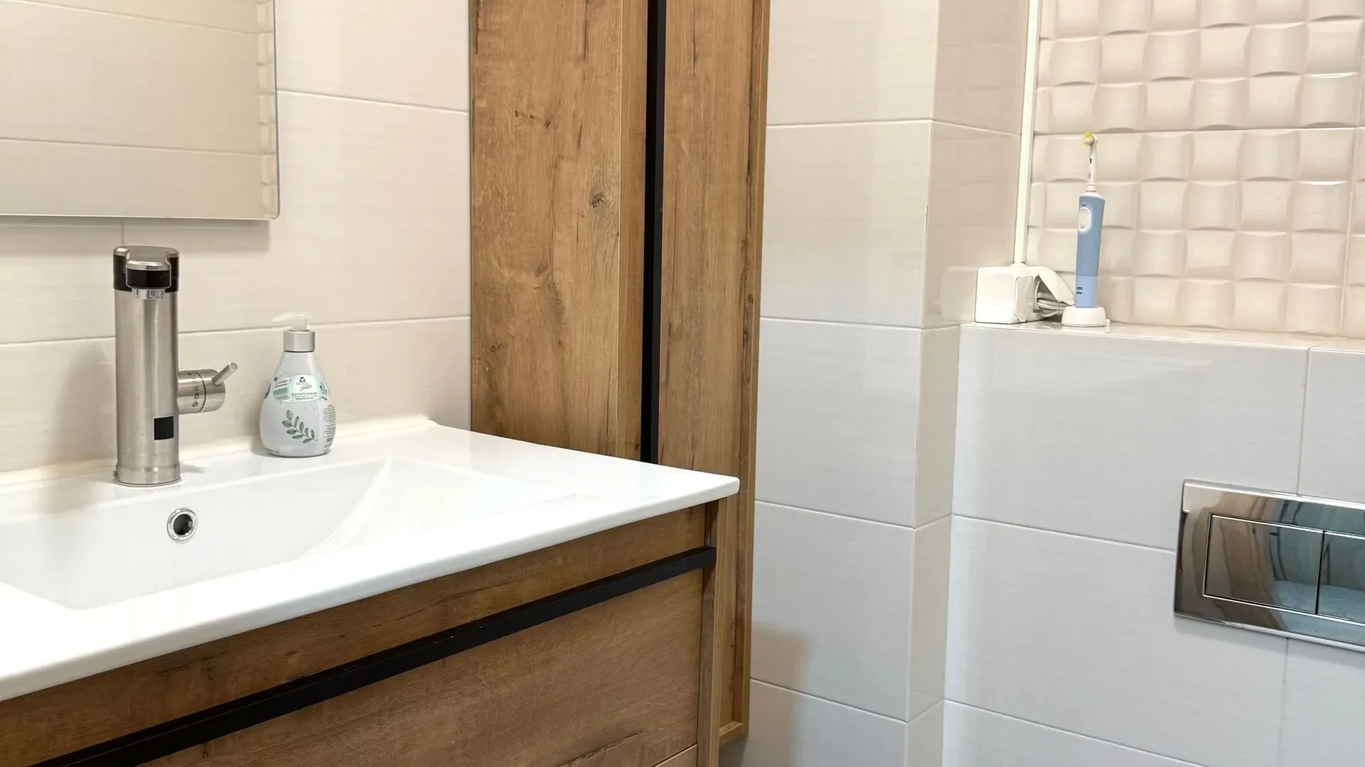 Prodaja, trosoban stan, 72m², Podgorica, Crna Gora
