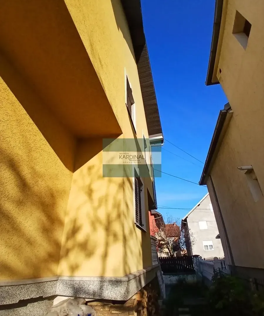 Prodaja, kuća, 440m², Centar, Jagodina