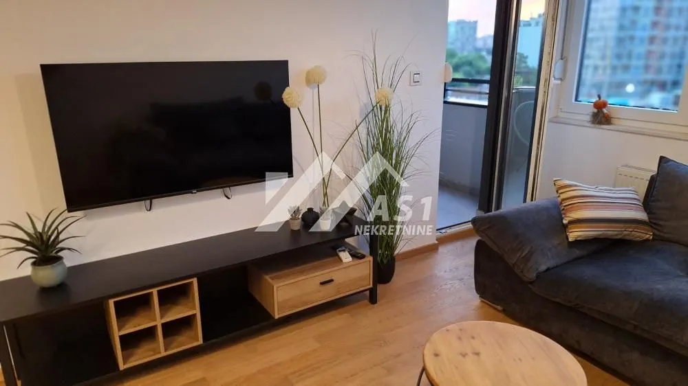 Izdavanje, dvosoban stan, 43m², Liman 2, Novi Sad Sve Podlokacije
