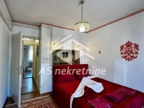 Izdavanje, trosoban stan, 80m², Čubura, Beograd - image 13