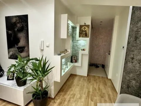 Sale, three bedroom apartment, 78m², Centar, Novi Sad - image 2