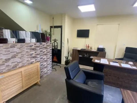 Izdavanje, poslovni prostor, 120m², Mali Mokri Lug, Zvezdara Sve Podlokacije - image 2