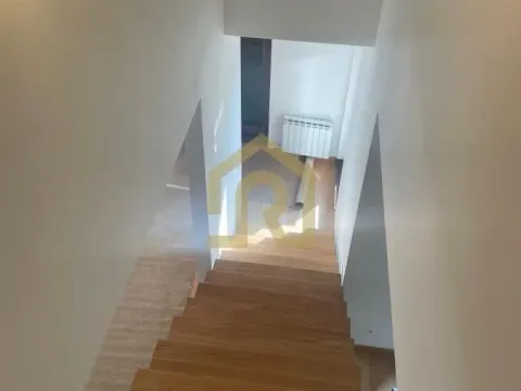 Sale, four bedroom apartment, 144m², Vračar Hram, Vračar Sve Podlokacije - image 3