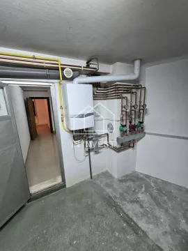 Prodaja, kuća, 296m², Užice, Srbija - image 20